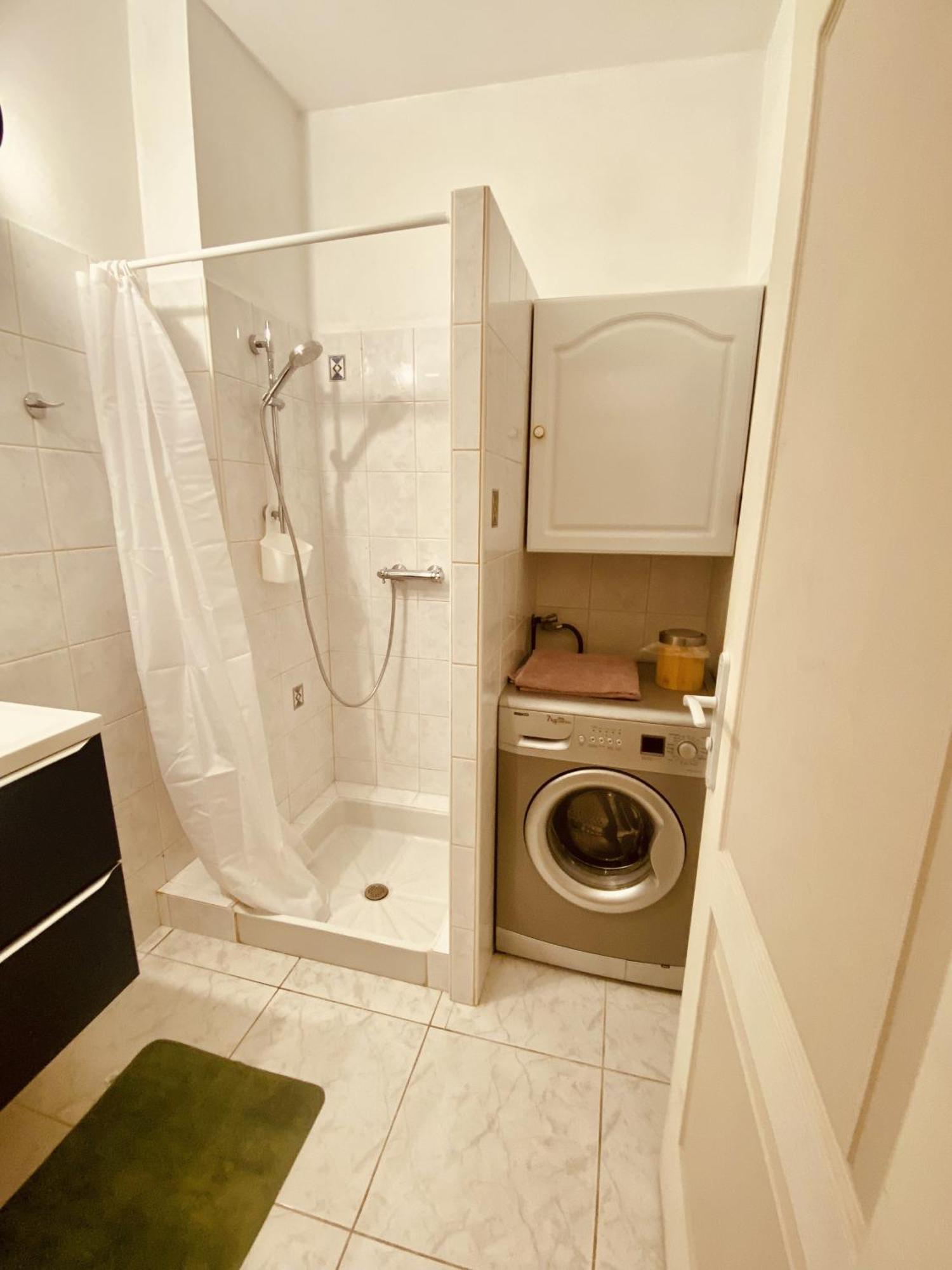 Appartement Belle-Vue Beaucaire  Exteriör bild